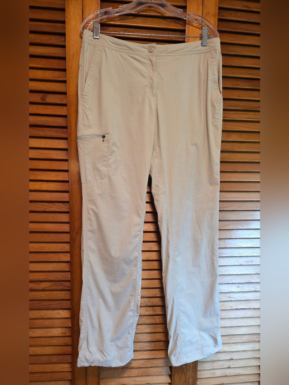 L.L. Bean Women's Comfort Trail Hiking Pants Khaki Size 10 M/T